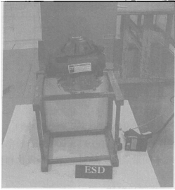 圖4、伊藤汽油發電機靜電放電測試示意圖